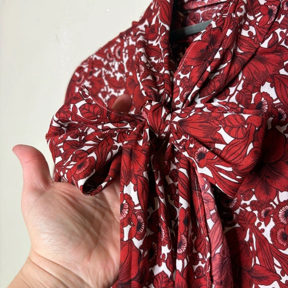Ann Taylor Rust Orange and White Floral Blouse with Bow Collar Medium P - Picture 4 of 7